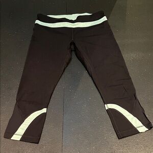 lululemon athletica Black Capri Leggings with Mint Accents
